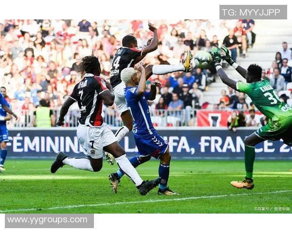 伯恩茅斯与哈德斯联赛精彩对决直播全程回顾与分析