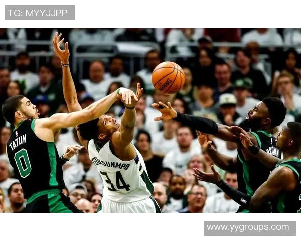 2010年NBA季后赛太阳与马刺的激烈对决回顾与分析