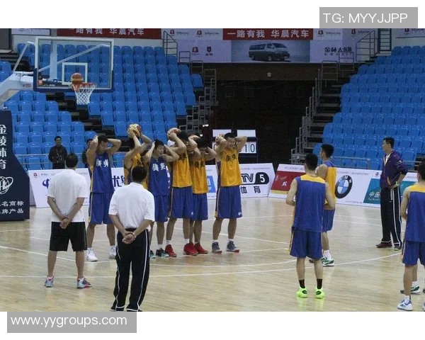 深圳篮球队配合变革引发热议新战术如何改变球队未来发展方向